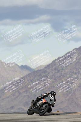 media/Nov-16-2025-Race Pace (Sun) [[8c5fa54630]]/Verified Riders/5-Turn 9 (1135am)/